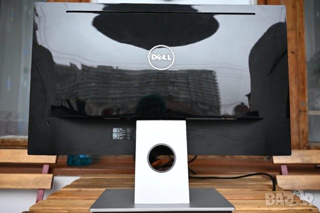Монитор Dell SE2417HGX, снимка 2 - Монитори - 53505693