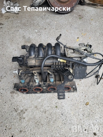 Продавам колекторни тръби комплект за фиат пунто 1.2 2003г.