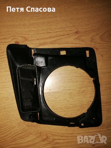 VW Passat Wagon B3 2.0 1992 Фланец говорител отдясно на таблото