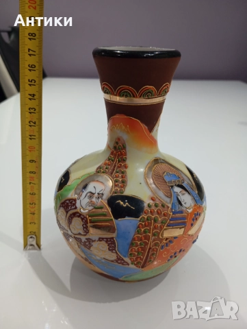 Порцеланова стара японска ваза с печат , снимка 11 - Други ценни предмети - 52624283