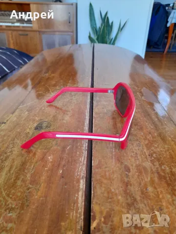 Стари слънчеви очила Marlboro, снимка 3 - Други ценни предмети - 47791007