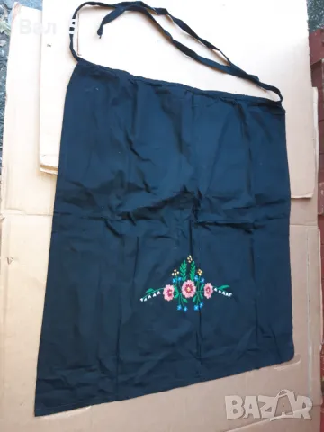 Автентична престилка , носия, снимка 1