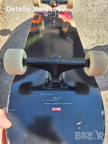 Скейтборд Globe 8.25 с гуми Spitfire, снимка 2 - Скейтборд, ховърборд, уейвборд - 53683063