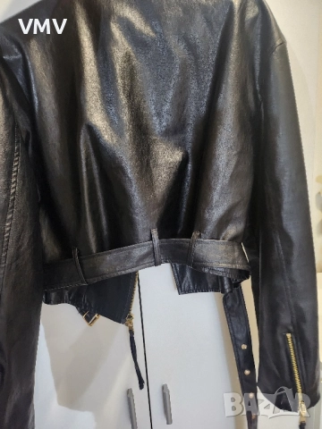 Кожено яке с златни елементи , снимка 5 - Якета - 51946775
