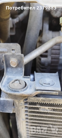 Държачи воден и климатичен радиатор от Хонда джаз Honda jazz, снимка 5 - Части - 51057319