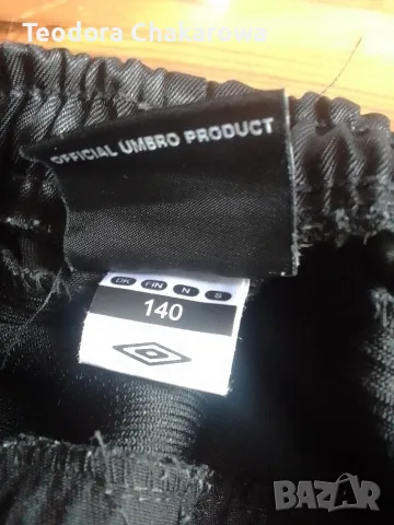 Детско спортно долнище Umbro, снимка 2 - Детски анцузи и суичери - 56224391