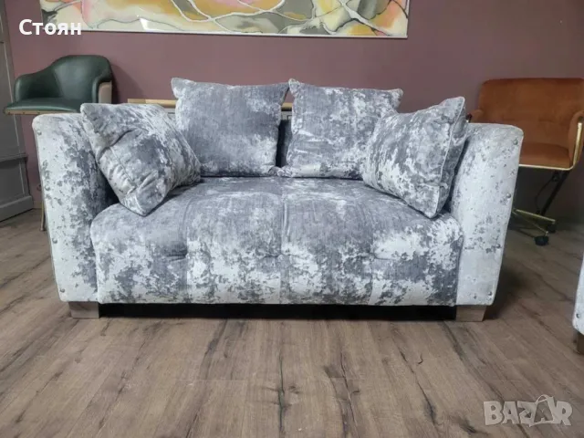 Сиви плюшени дивани от плат тройка и двойка, снимка 4 - Дивани и мека мебел - 48620796