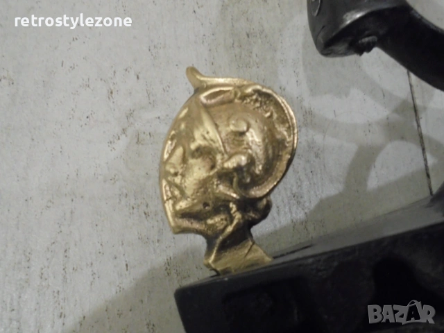 № 8527 Стара ютия на жар  , снимка 6 - Антикварни и старинни предмети - 53848120