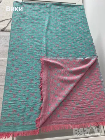 Шал на Louis Vuitton, снимка 11 - Шалове - 48981211