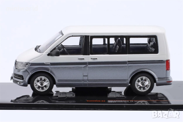 Volkswagen VW T6 Bus Multivan 2017 - мащаб 1:43 на IXO models нов PVC дисплей-кейс, снимка 3 - Колекции - 52323652