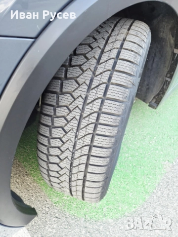 Toyota Prius 2023 HEV, снимка 8 - Автомобили и джипове - 52499780