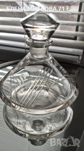 Кристално шишенце за парфюм, снимка 3 - Дамски парфюми - 53774346