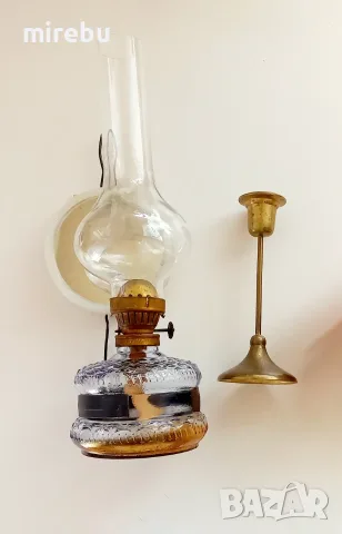 Старинна газена лампа и месингов свещник