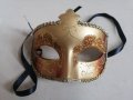 Карнавална маска 