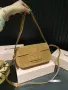 Miu Miu Penny дамска чанта от естествена кожа, снимка 3