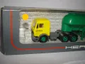 HERPA H0 1/87 MERCEDES КАМИОН МОДЕЛ ЦИСТЕРНА, снимка 2
