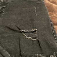 Страхотни дънкови панталонки , снимка 2 - Детски къси панталони - 41536375
