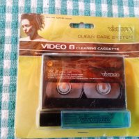 Video 8 п0чистваща касета, снимка 1 - Камери - 41451183