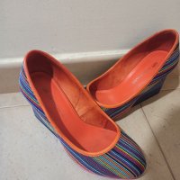 Обувки United Nude, снимка 2 - Дамски обувки на ток - 40695416