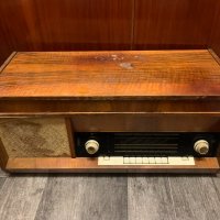Радиограмофон Акорд 10, снимка 2 - Антикварни и старинни предмети - 42641994
