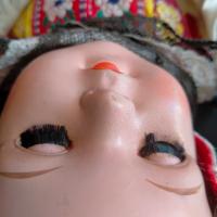 Колекционерска кукла народна носия Чехословакия ретро Celluloid 35 см, снимка 18 - Колекции - 44934272