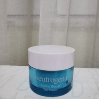 "Neutrogena" крем Hydro Boost Gel за хидратация на суха кожа, снимка 1 - Козметика за лице - 36163398
