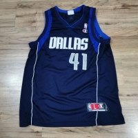 Champion Dallas Mavericks Dirk Nowitzki NBA, снимка 1 - Спортни дрехи, екипи - 36039758