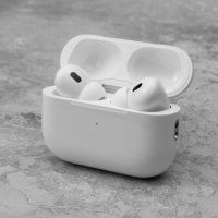 Безжични Слушалки Airpods pro 2 шумоизолиране/водоустойчиво/блутут, снимка 1 - Слушалки, hands-free - 39885930