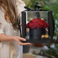 Вечни рози в кутия, снимка 2 - Романтични подаръци - 40247230
