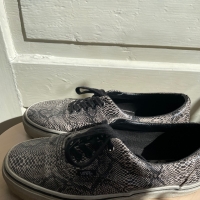 Кецове Vans , снимка 5 - Кецове - 36109866