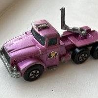 Метална количка Matchbox Scammell Contractor Pipe, снимка 1 - Колекции - 39977628