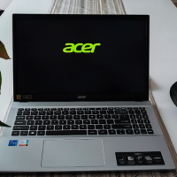 Чисто Нов Лаптоп Acer i5 1235U/16Gb/1Tb/Win 11+Office 2021/24 Месеца Гаранция, снимка 1 - Лаптопи за работа - 43686463