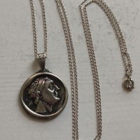 Сребърна висулка, снимка 1 - Колиета, медальони, синджири - 41531514