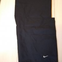 Ново дамско шушляково долнище на Nike, снимка 2 - Спортни екипи - 35661365