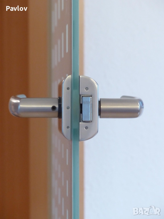 Фирма търси монтажник/ци на входни врати за дългосрочно сътрудничество., снимка 1