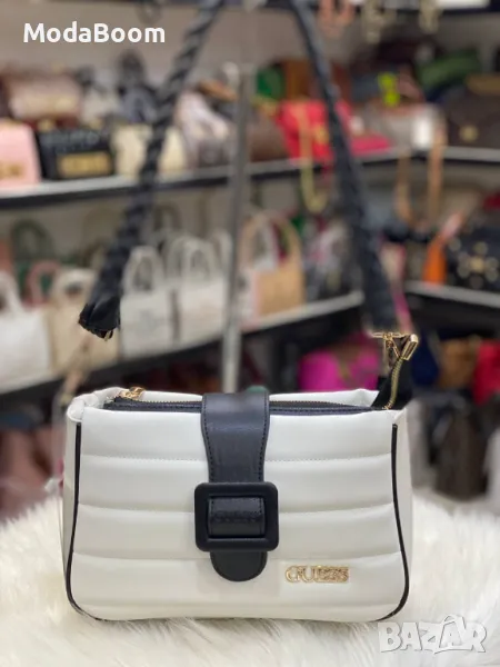 Guess дамски чанти Различни цветове , снимка 1
