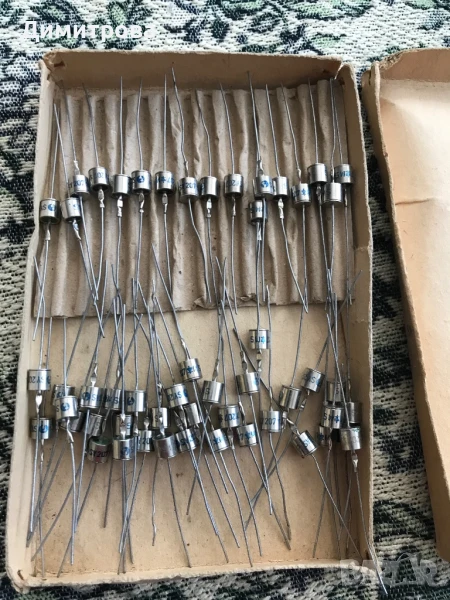 Диоди 207, снимка 1