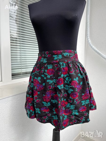 Дамска ежедневна пола, снимка 1