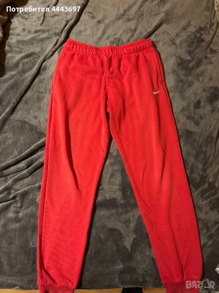 Червен панталон на Найк оригинален, снимка 1