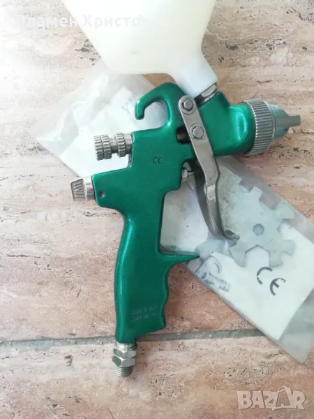 Продавам Професионален авто бояджийски пистолет с 1.3 дюза екологичен неизползван ., снимка 1