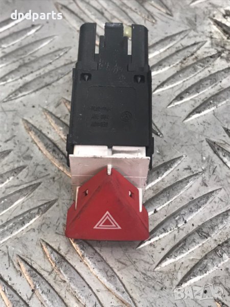 Бутон аварийни светлини VW Passat 6,2007г., снимка 1