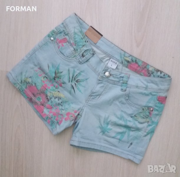 УНИКАЛНИ къси дънки на цветя, снимка 1