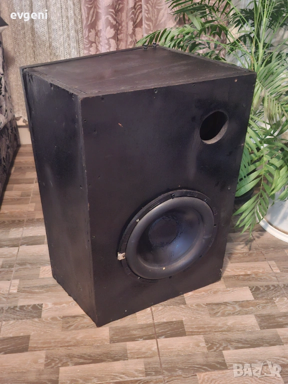 Субуфер FatBoy Crunch Drive Series 12" с кутия – Мощен Бас, снимка 1