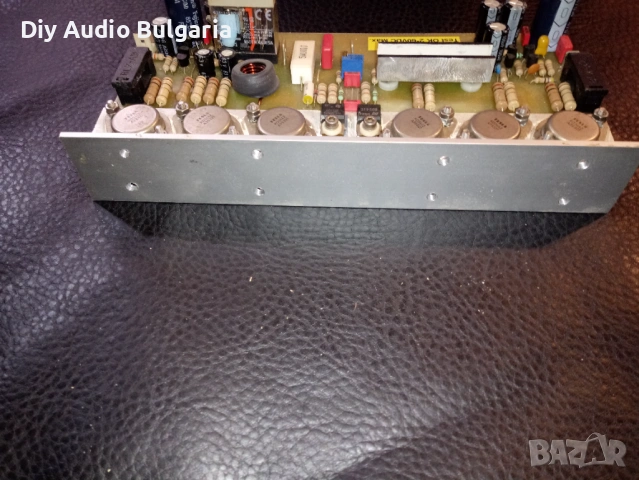 Усилватели 300W 4 Ohm Amplifier, снимка 3 - Ресийвъри, усилватели, смесителни пултове - 53615194