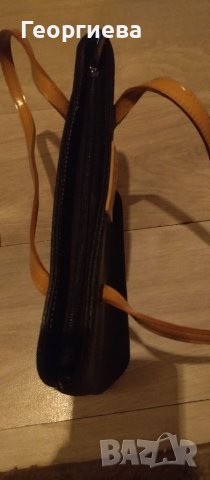 Дамска чанта, снимка 2 - Чанти - 38751465