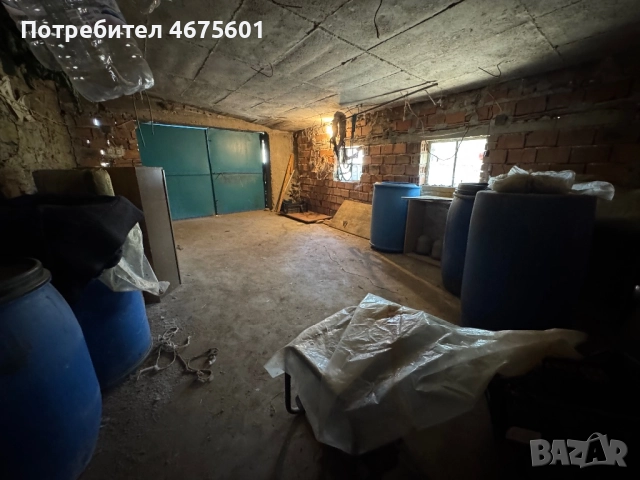 Двуетажна къща в село Левка (център), снимка 15 - Къщи - 52752622