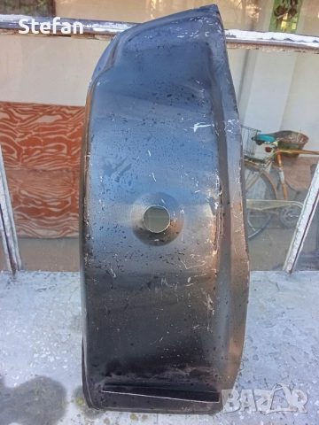 Легенчета за резервоара и резервна гума за лада и жигули