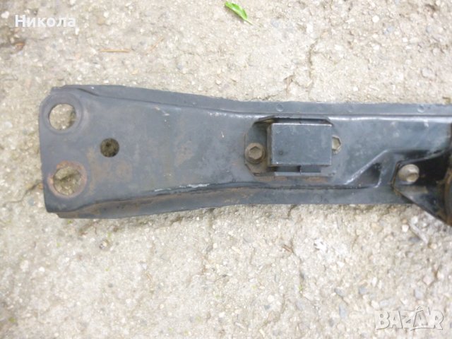 Греда под скоростна кутия за Дайхатсу Териос 1,3 83 , снимка 3 - Части - 41321285