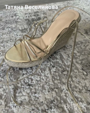 Златни сандали на платформа, снимка 6 - Сандали - 53279658