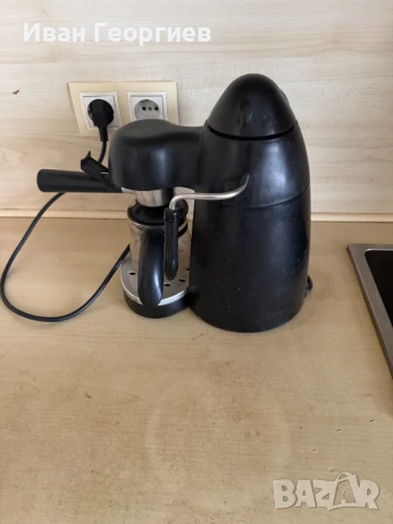 Кафемашина за еспресо 750 W, снимка 4 - Кафемашини - 50976340